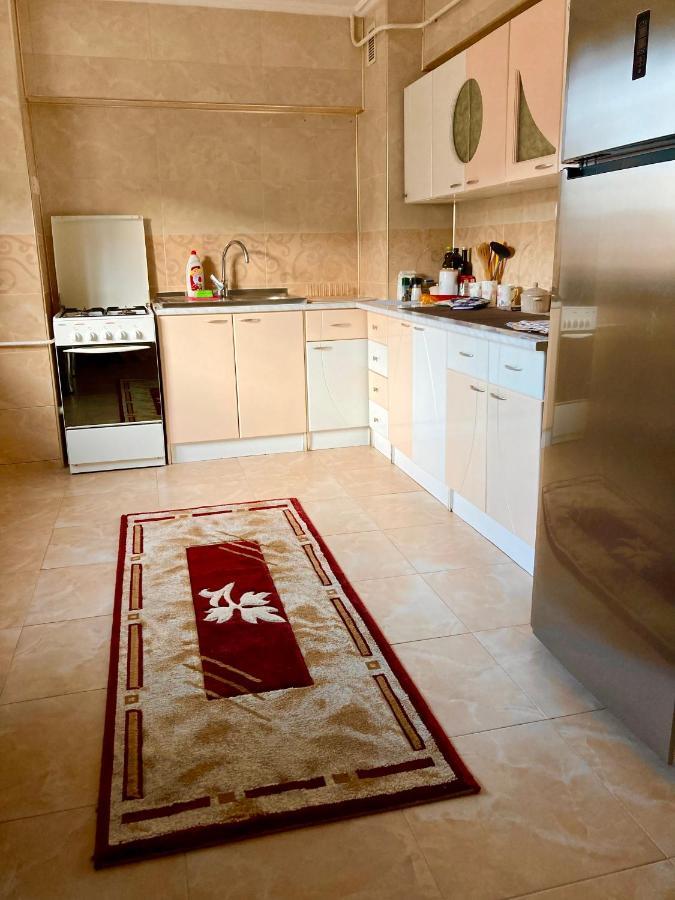 Chira Chiralina Classic Apartment Braila Bagian luar foto