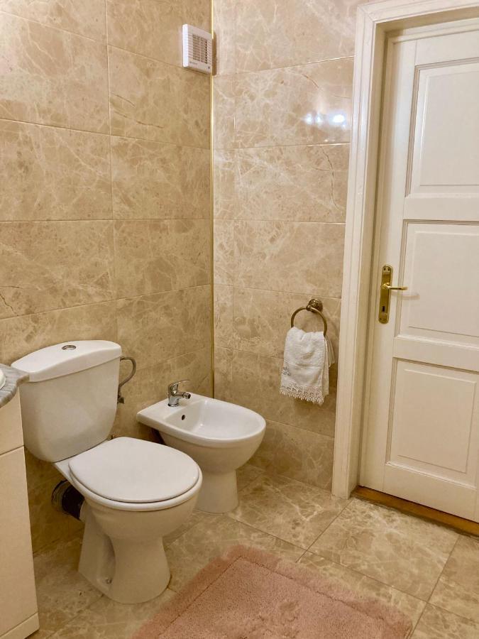 Chira Chiralina Classic Apartment Braila Bagian luar foto