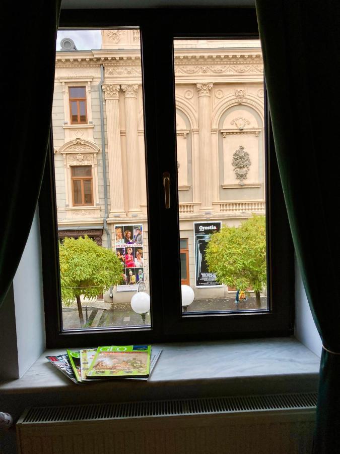 Chira Chiralina Classic Apartment Braila Bagian luar foto