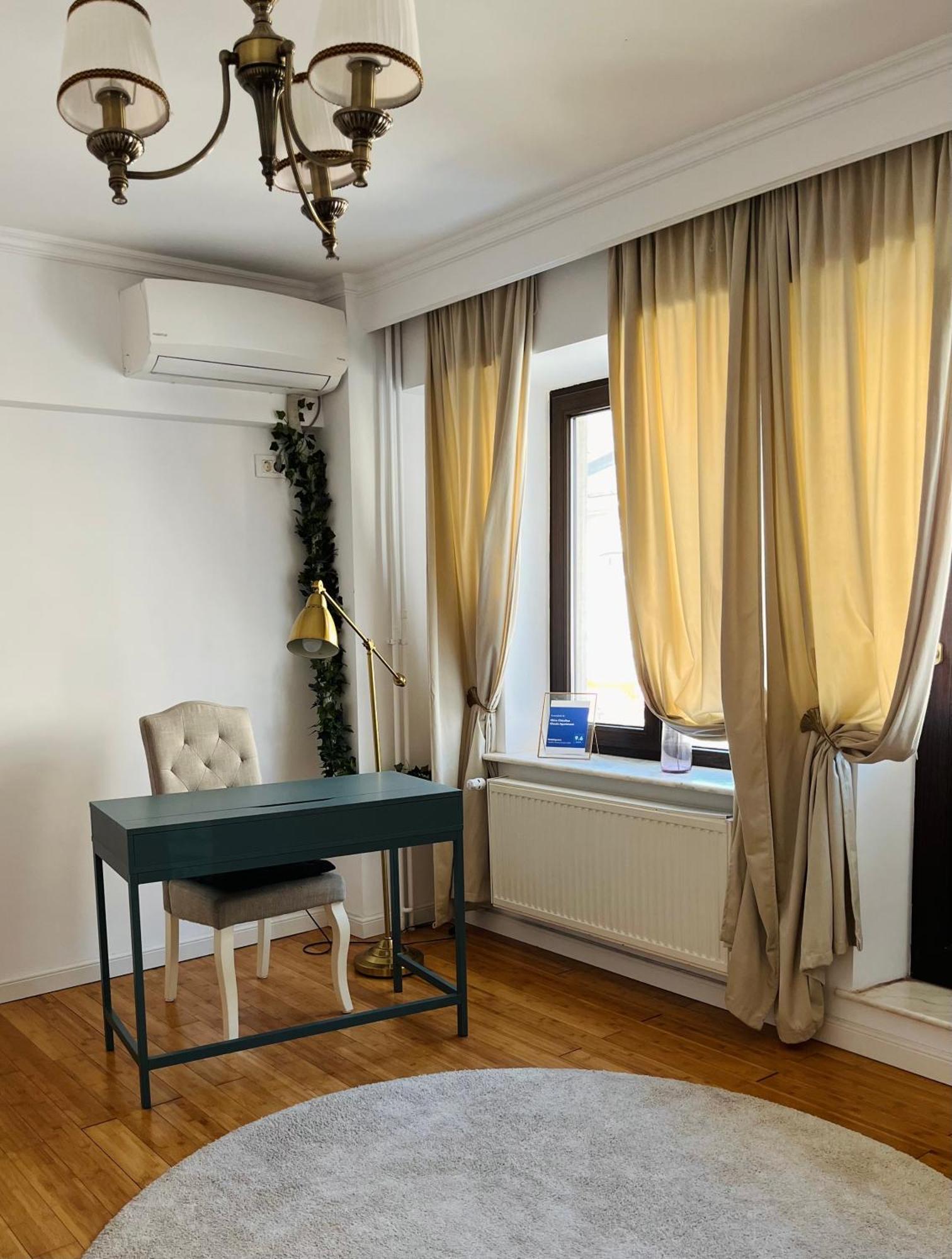 Chira Chiralina Classic Apartment Braila Bagian luar foto